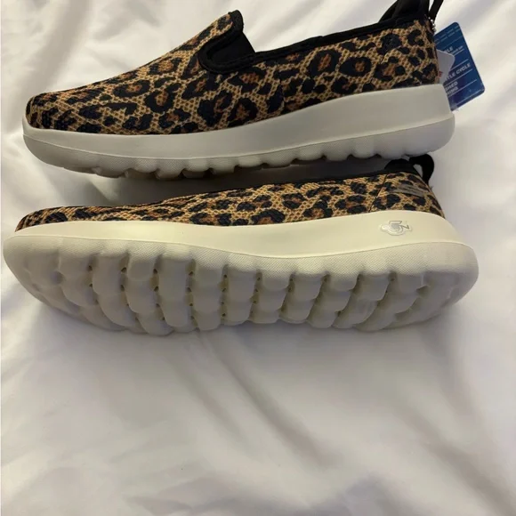 Skechers Women's Go Walk Leopard Slip-On Sneakers - Picture 2 of 9